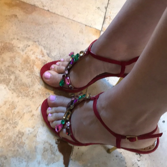 BCBG RED HEEL SANDAL size 7 - Picture 3 of 7